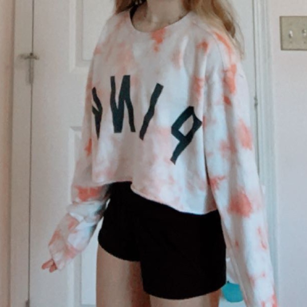 pink tye dye crop top long sleeve